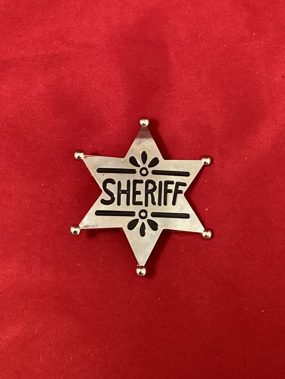 Silver tone Sheriff Badge Pin Vintage Style